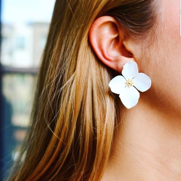 Jewelry - Lily Flower Earrings Floral Statement